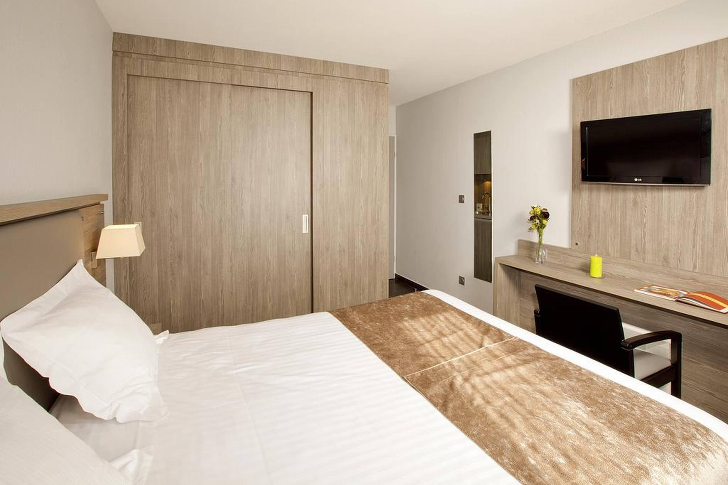 Sejours & Affaires Grenoble Marie Curie Aparthotel Εξωτερικό φωτογραφία