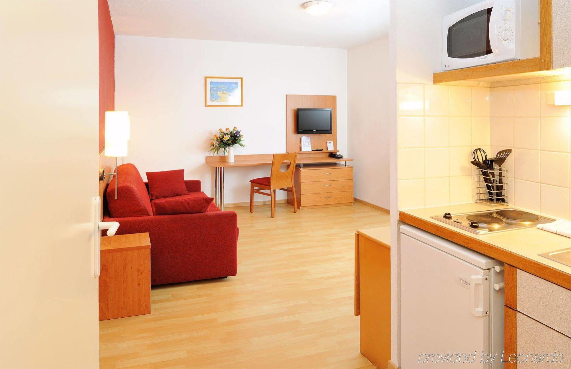 Sejours & Affaires Grenoble Marie Curie Aparthotel Εξωτερικό φωτογραφία