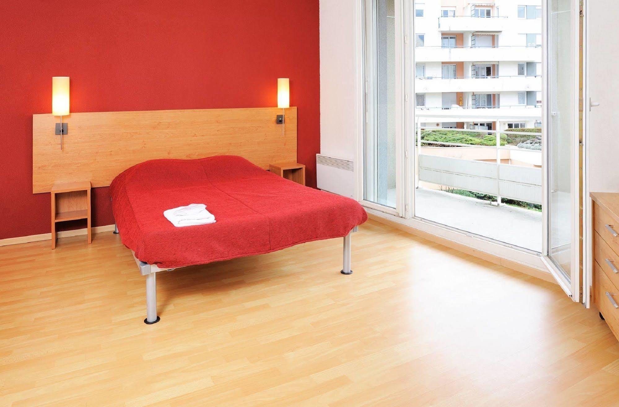 Sejours & Affaires Grenoble Marie Curie Aparthotel Εξωτερικό φωτογραφία