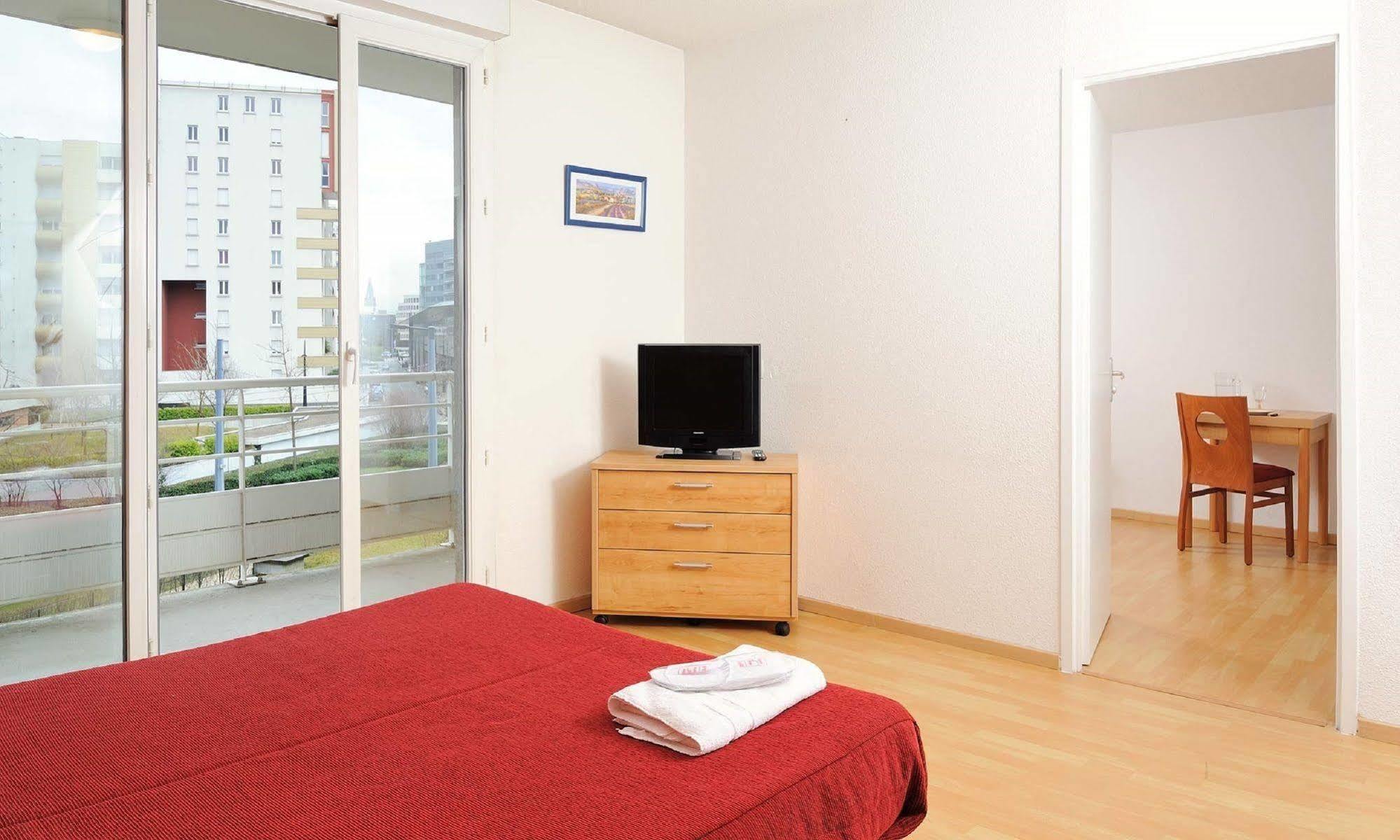 Sejours & Affaires Grenoble Marie Curie Aparthotel Εξωτερικό φωτογραφία
